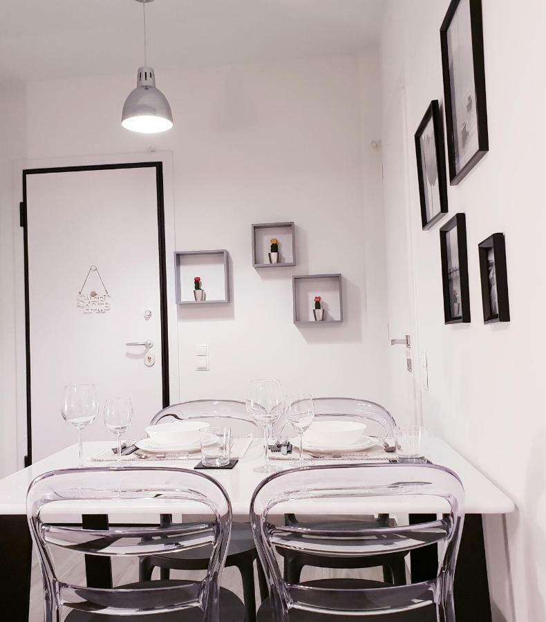 Beautiful Brand New Apartment Seaside Athens Luaran gambar