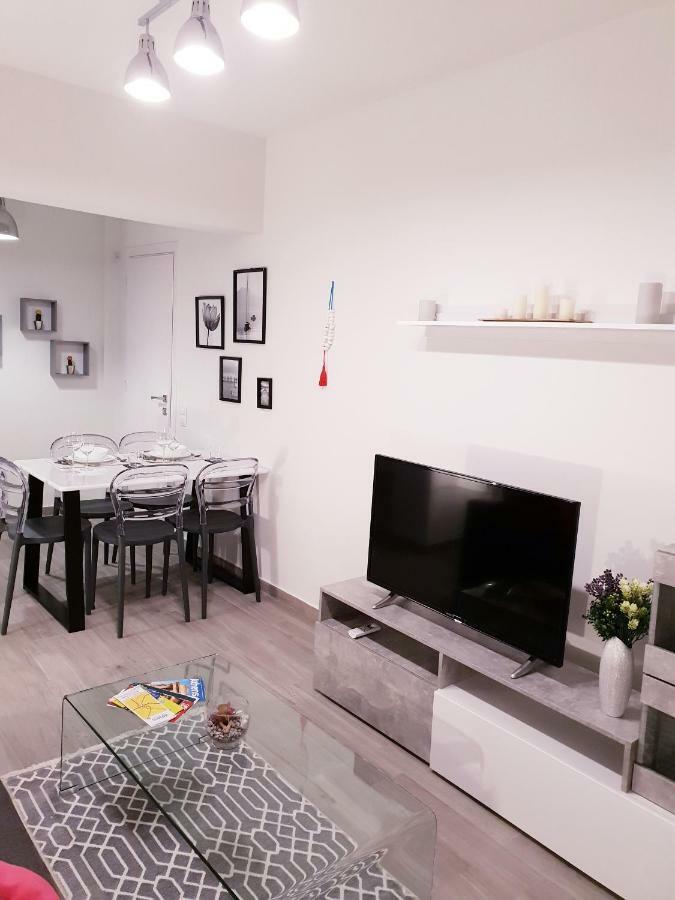Beautiful Brand New Apartment Seaside Athens Luaran gambar